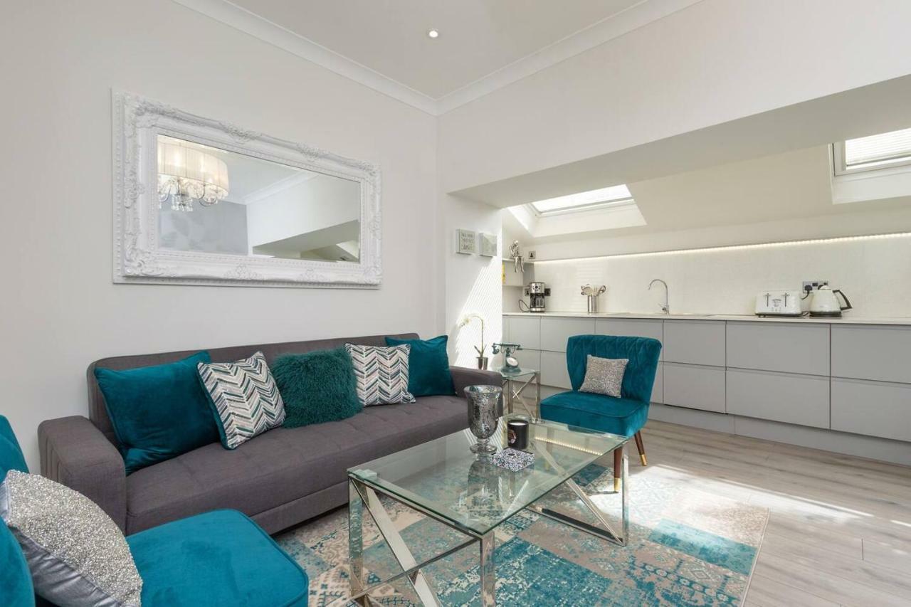 Altido Main Door Entrance Private Courtyard Apartment On The Park Edinburgh Exterior foto